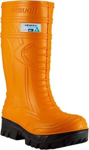 Best rubber boots for farm work 